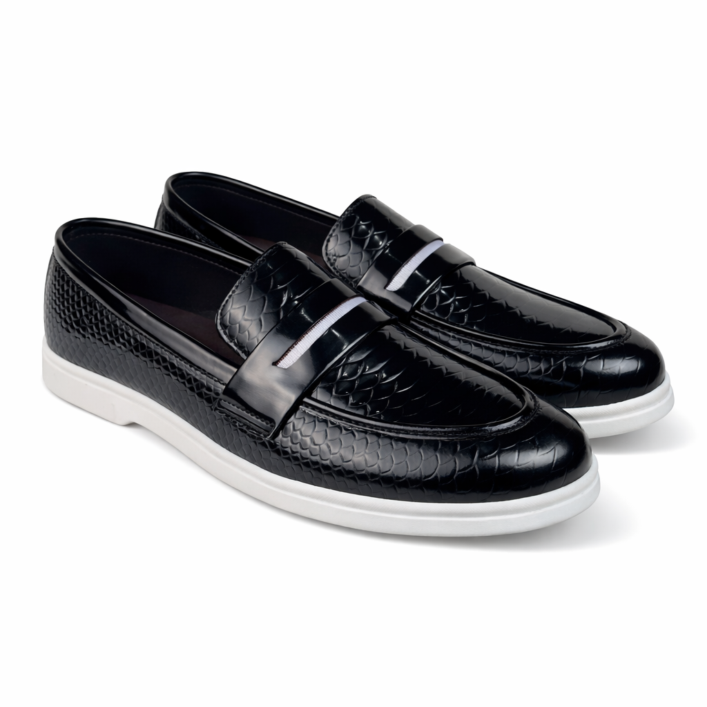 SNAKE PATTERN BLACK PATENT MEDiCATED LOAFER