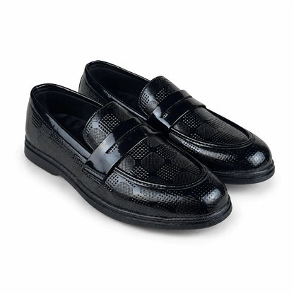 DOTTED BOX BLACK PATENT MEDICATED LOAFER