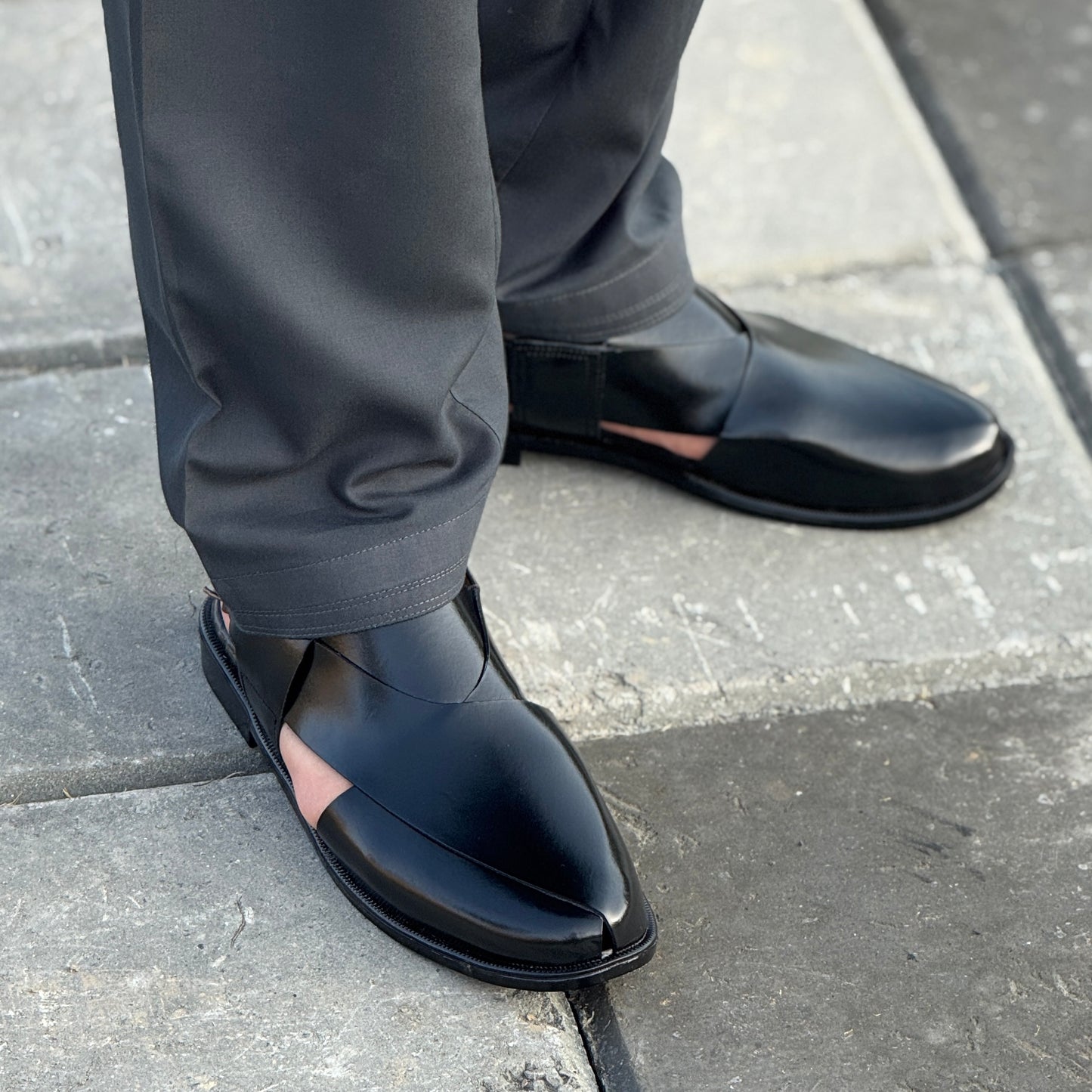 AURA BLACK PESH - 8060