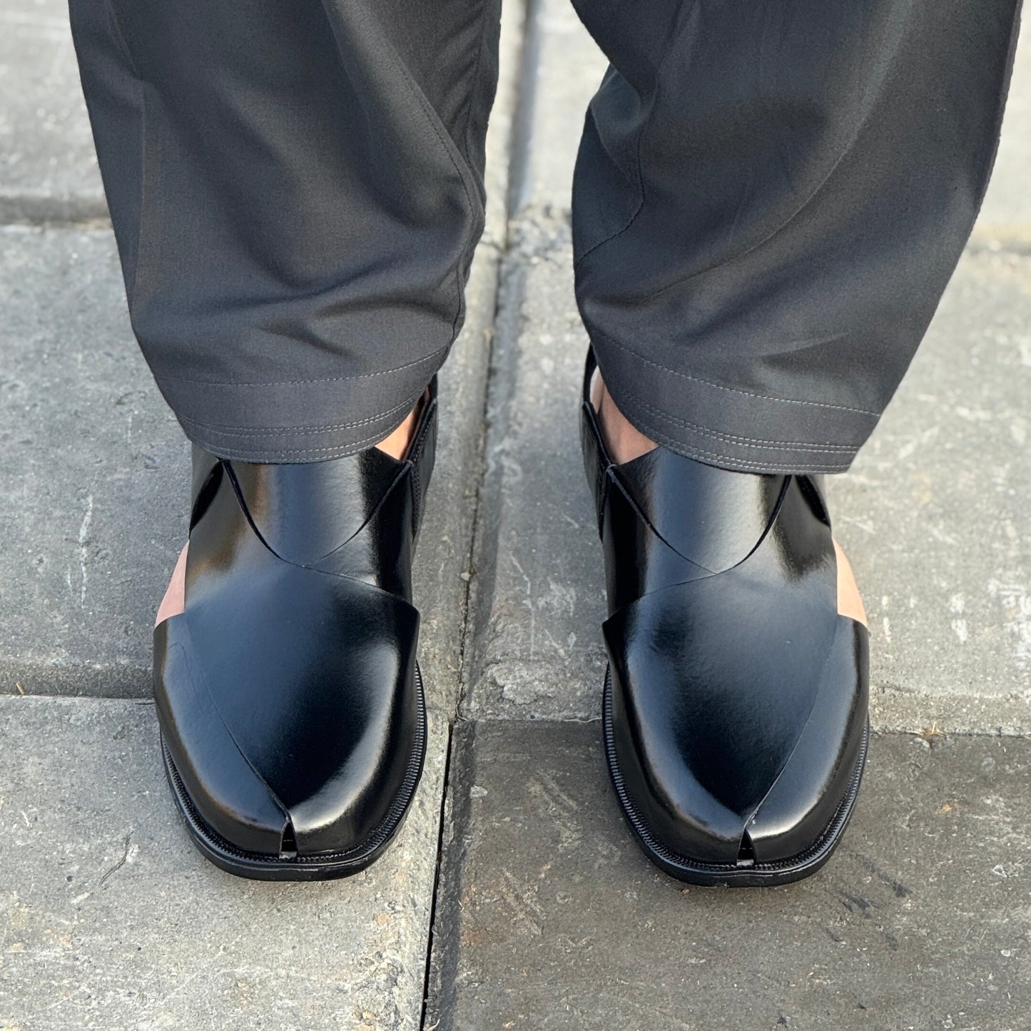 AURA BLACK PESH - 8060